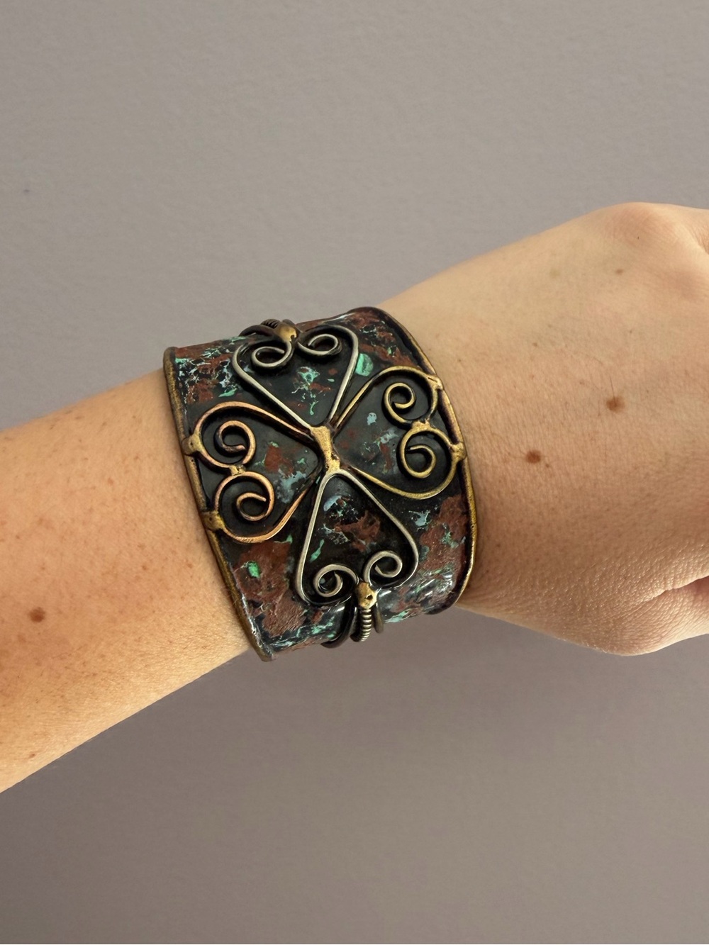 Antique-Style Patina Metal Cuff Bracelet - Teal & Bronze